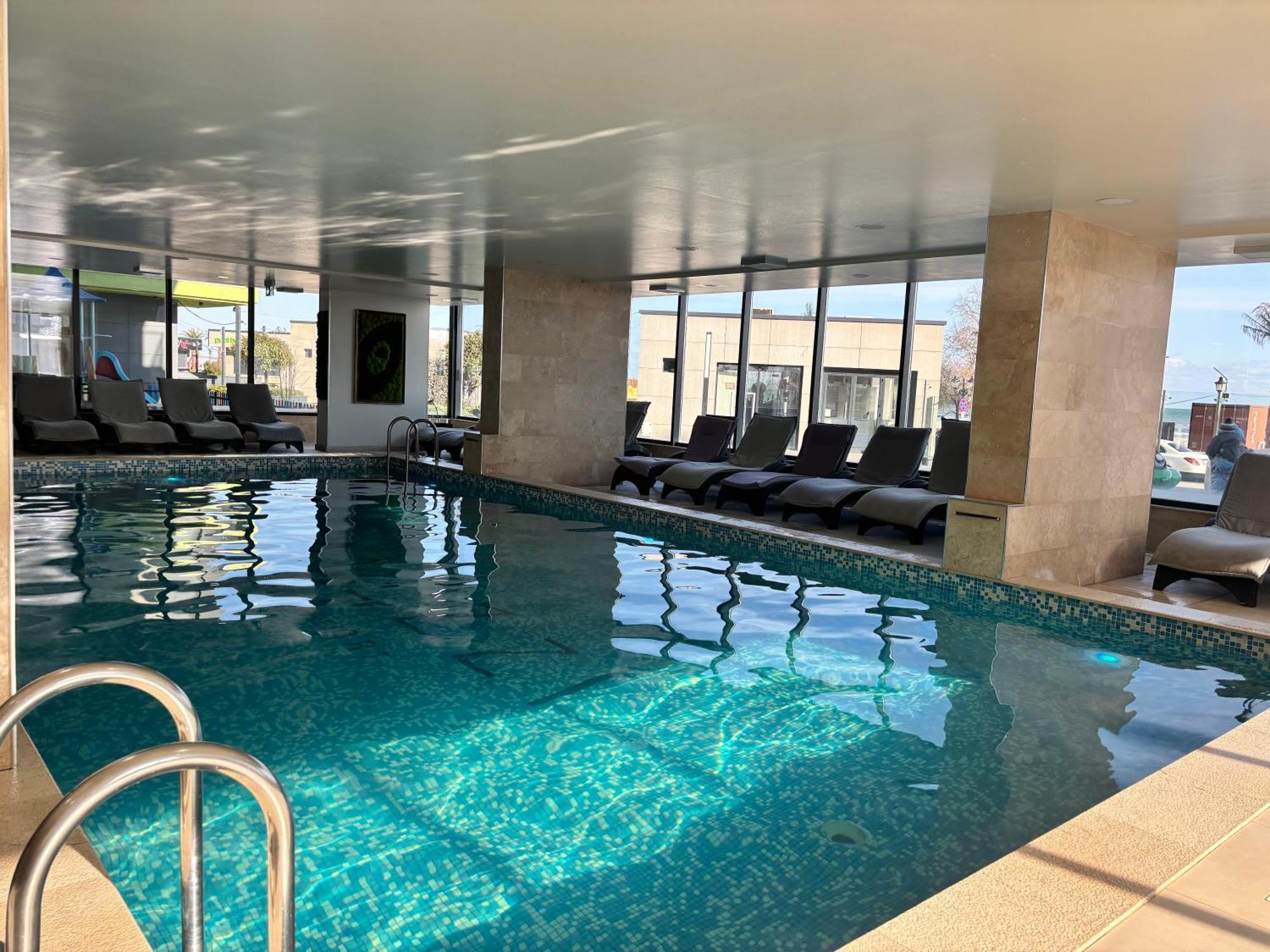Purple Onyx - Pool & Spa Beach Resort Năvodari Eksteriør billede